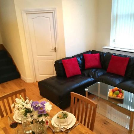 Modern, 2 Bedroom Apartment With Sofa Bed, Uplands, スウォンジー エクステリア 写真